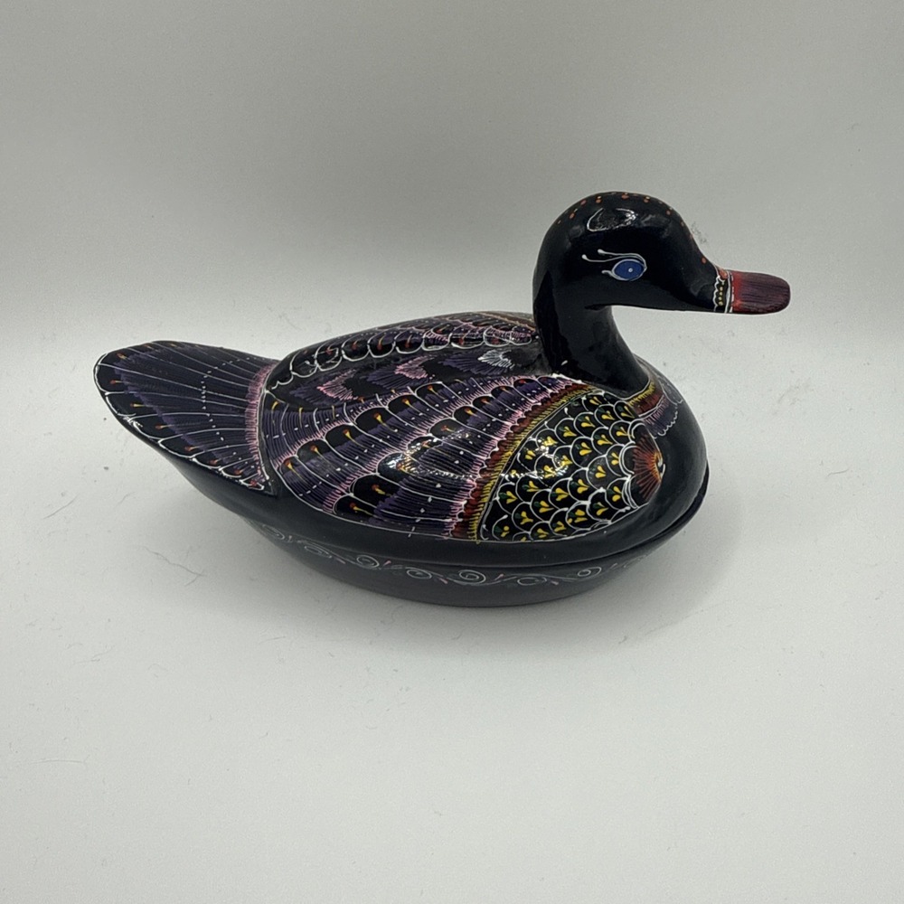 Black Lacquer Wooden Duck Trinket Box Hand Painted Thailand 5" Bird Decor‎